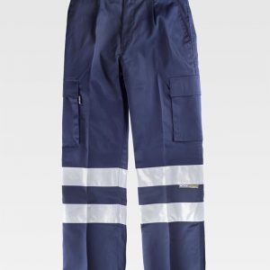 Pantalon tipo cargo con cinta reflectiva