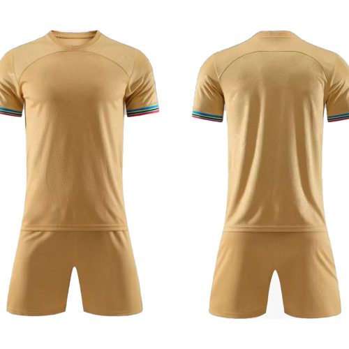uniforme de futbol crema