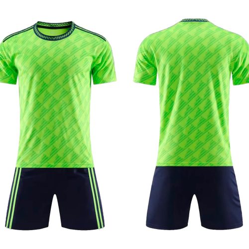 Uniforme de futbol verde caña con azul navy
